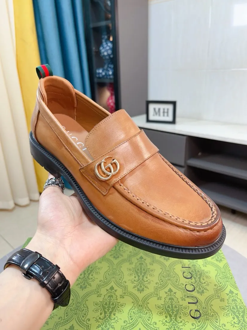 Men's shoes 💰500🌹🌹[GUCCI Gucci] A new style of formal men's leather shoes is coming ~ The original quality upper is made of Italian cowhide➕The leather is soft and delicate, comfortable and soft. The top layer of genuine leather, rubber wear-resistant outsole, the shoe shape is dignified and domineering, and the luxury charm is not concealed! The natural and free nouveau riche leads the trend. Code number: 38-44